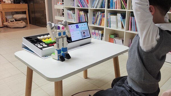 큐브로이드, Kids AI 플랫폼 활용 홈스쿨링 학습 사례 공개 - 뉴스 썸네일 이미지